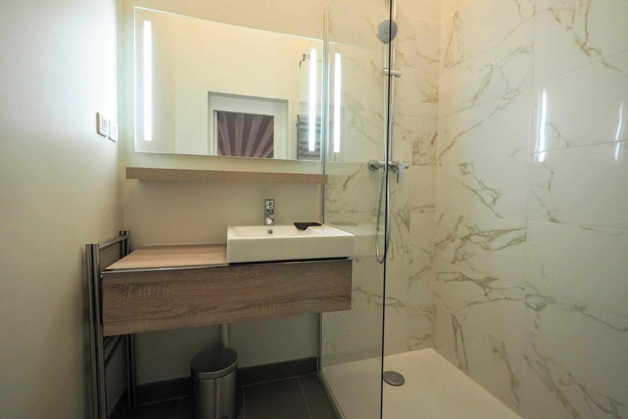 Moliere Chicsuites Париж Экстерьер фото